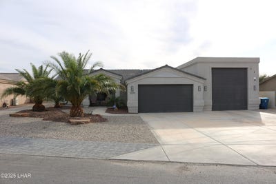 /international/us/3570-stanford-dr-lake-havasu-city-az-110097917526/