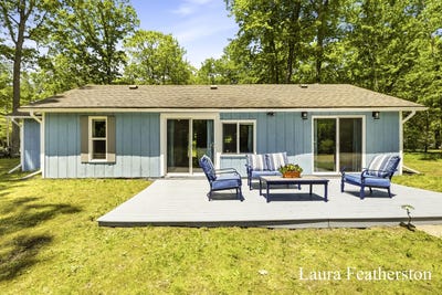 /international/us/11950-183rd-avenue-big-rapids-mi-110108552969/