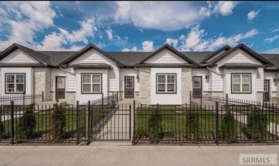 /international/us/1457-fremont-ave-idaho-falls-id-110107262467/