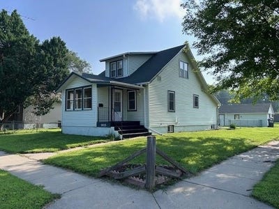 /international/us/1015-s-1st-st-norfolk-ne-110101261977/