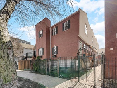 /international/us/1733-w-crystal-street-chicago-il-110106323021/