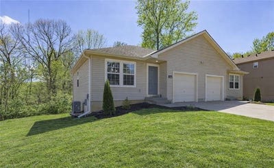 /international/us/8853-ann-avenue-kansas-city-ks-110107385532/
