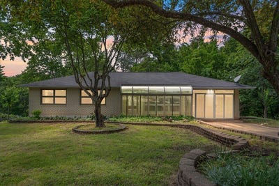 /international/us/110-shelton-drive-eureka-springs-ar-110108228505/