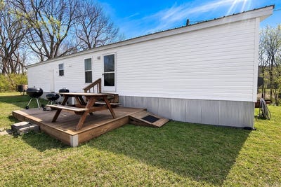 /international/us/195-emery-bluff-spur-pangburn-ar-110103421352/