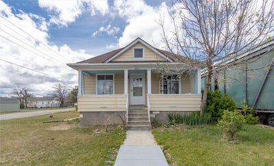 /international/us/1201-3rd-street-w-roundup-mt-110108172230/