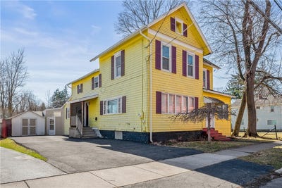 /international/us/12-logan-street-auburn-ny-110098282033/