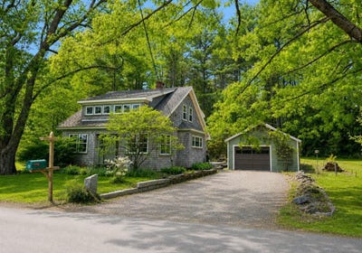 /international/us/745-college-avenue-old-town-me-110108343517/