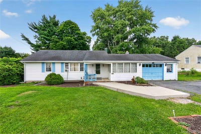 /international/us/566-lakeside-road-newburgh-ny-110119719796/