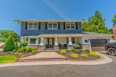 /international/us/96-eagle-lane-hauppauge-ny-110108682149/