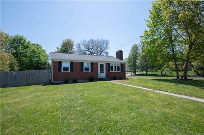 /international/us/1-knollwood-drive-cumberland-ri-110107823455/