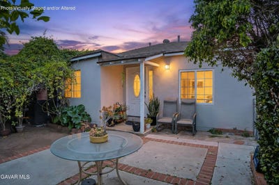 /international/us/13513-sayre-street-sylmar-ca-110105868277/