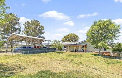 /international/us/633-oasis-road-camp-verde-az-110108107230/