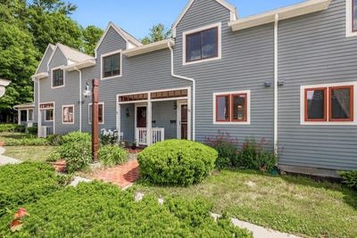 /international/us/75-spinnaker-way-portsmouth-nh-110109034279/