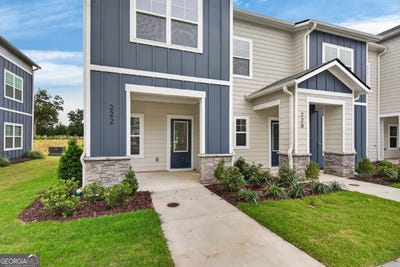 /international/us/222-rooker-drive-lagrange-ga-110108477945/
