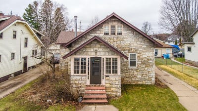/international/us/706-s-5th-avenue-wausau-wi-110107379119/