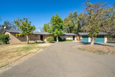 /international/us/8064-churn-creek-road-redding-ca-110120510307/