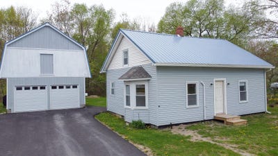 /international/us/22-ayer-street-lincoln-me-110108232134/