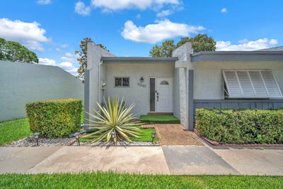 /international/us/2347-n-37th-avenue-hollywood-fl-110108408004/