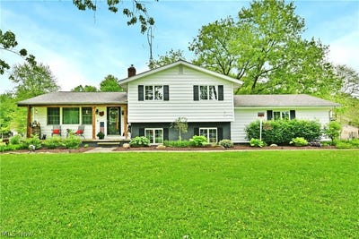 /international/us/7198-oak-hill-drive-west-farmington-oh-110108380775/
