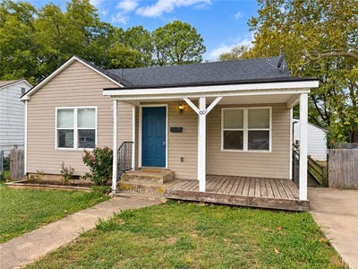 /international/us/1004-mill-street-springdale-ar-110120092691/