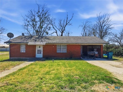 /international/us/367-w-allen-street-evant-tx-110106100407/