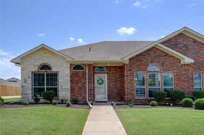 /international/us/2210-poinsettia-boulevard-denton-tx-110099850008/