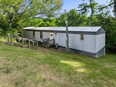/international/us/6319-church-street-fairlawn-va-110108888951/
