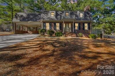/international/us/219-williamsburg-lane-wadesboro-nc-110105840771/