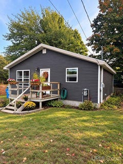 /international/us/907-sherman-street-marquette-mi-110120136885/
