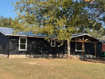 /international/us/903-flag-creek-dr-llano-tx-110105643735/