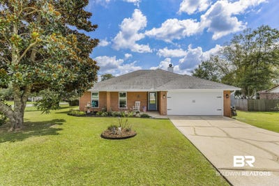 /international/us/19670-sandstone-lane-robertsdale-al-110119908887/