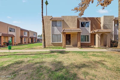/international/us/7126-n-19th-avenue-phoenix-az-110120487604/