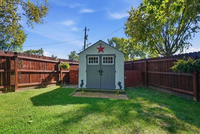 /international/us/1066-stonyridge-avenue-troy-oh-110110362670/