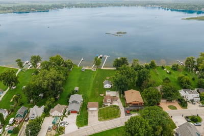 /international/us/25805-w-loomis-rd-waterford-wi-110109871226/