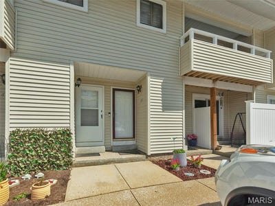 /international/us/657-summer-winds-lane-st-peters-mo-110100980054/