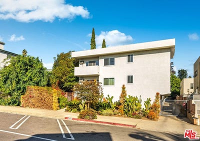 /international/us/5919-chula-vista-way-los-angeles-ca-110108505475/