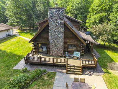 /international/us/15789-hickory-lane-mountain-wi-110101500041/?lang=en