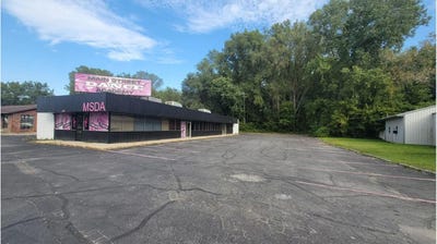 /international/us/450-s-steele-street-ionia-mi-110104342738/