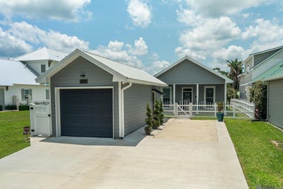 /international/us/12361-home-port-dr-maurepas-la-110099576745/