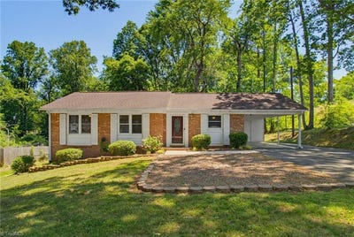 /international/us/117-peachtree-lane-king-nc-110108197000/
