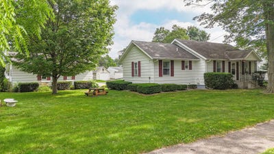 /international/us/205-haines-street-dowagiac-mi-110109134625/