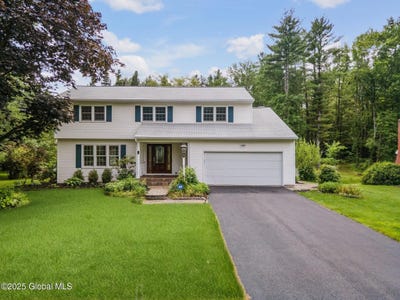 /international/us/11-boylston-drive-bethlehem-ny-110100396889/