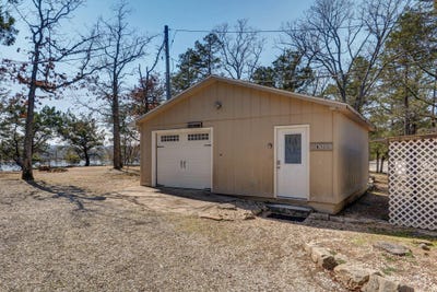 /international/us/1715-hideaway-road-galena-mo-110106467927/