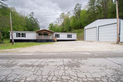 /international/us/2504-wallow-hole-road-sandy-hook-ky-110107955335/