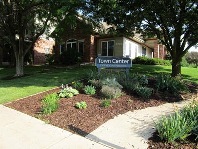 /international/us/6402-milwaukee-street-madison-wi-110100399112/