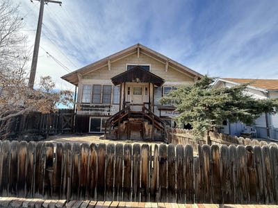 /international/us/210-s-4th-st-thermopolis-wy-110106615247/