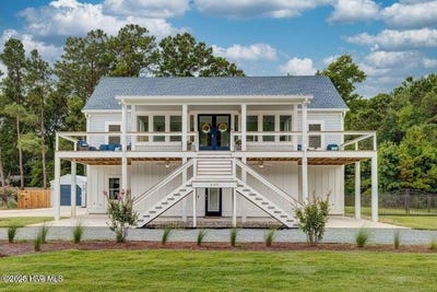 /international/us/640-avila-drive-hampstead-nc-110100069914/