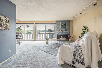 /international/us/844-cliffs-landing-drive-ypsilanti-mi-110100686142/