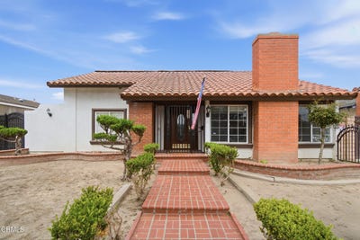 /international/us/1131-camelot-way-oxnard-ca-110108661680/
