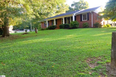 /international/us/139-ashmore-avenue-gaffney-sc-110119596986/